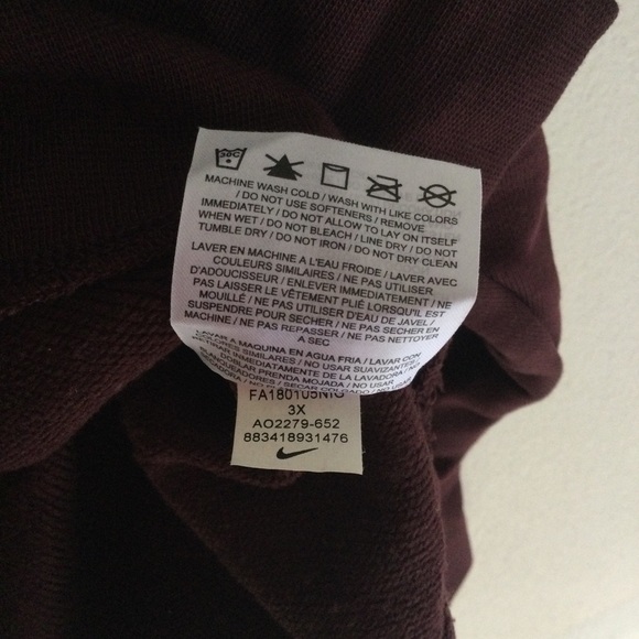 NIKE Women's Plus Versa Crew Embossed Crop Training Sweatshirt Sz 3X - Picture 13 of 13